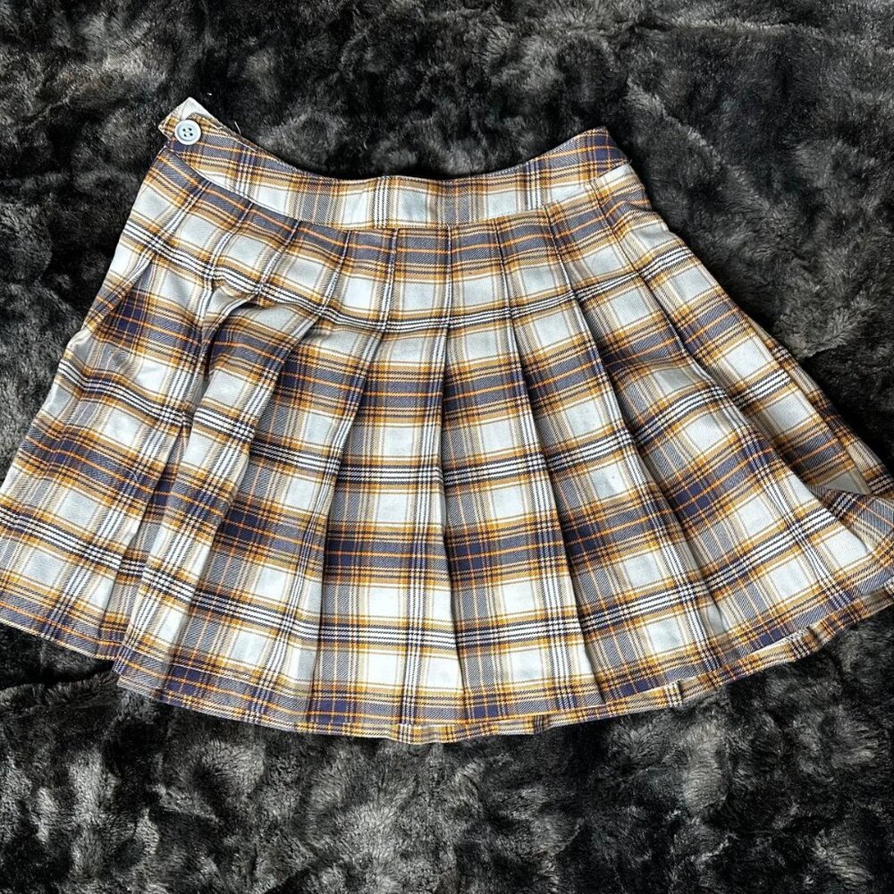 Mini plaid skirt